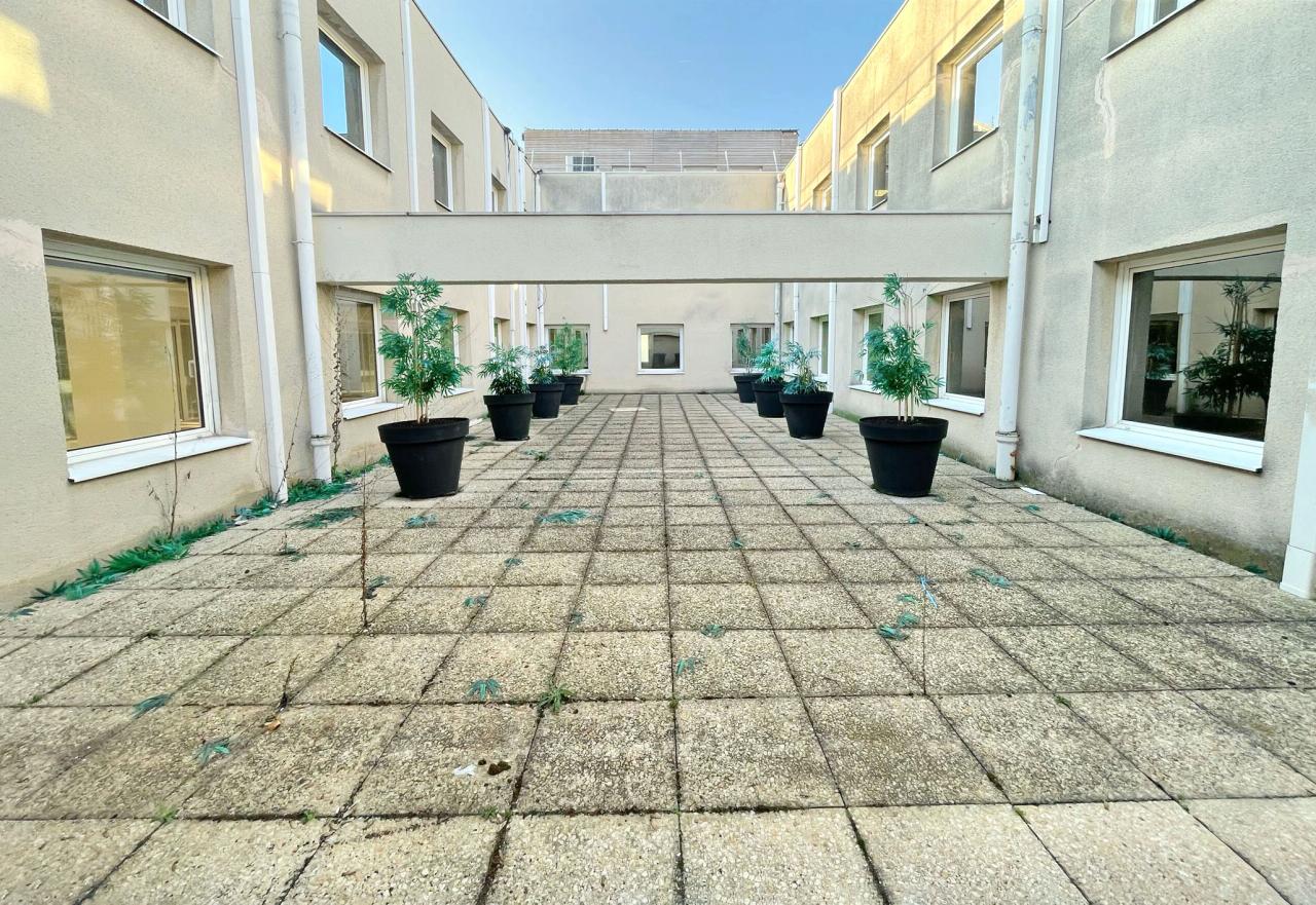 Bureau Malakoff 687m² Vente bureau Malakoff Hauts-de-Seine OVBUR2530354 4